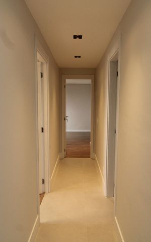 Apartamento à venda com 78m², 2 quartos e 1 vagaCorredor