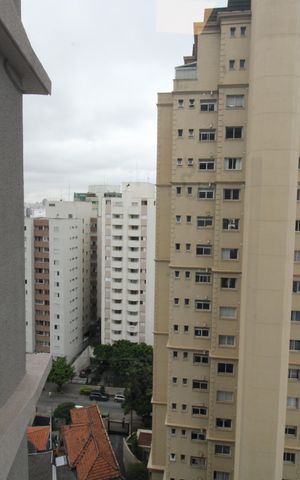 Apartamento à venda com 78m², 2 quartos e 1 vagaVista da suíte 1