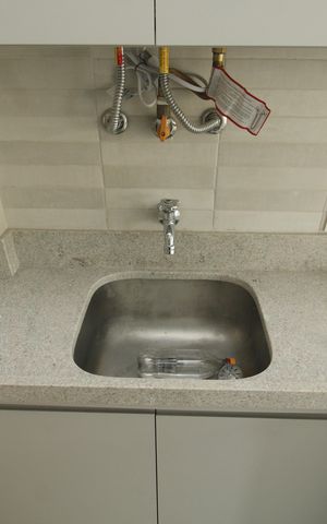 Apartamento à venda com 78m², 2 quartos e 1 vagaÁrea de Serviço