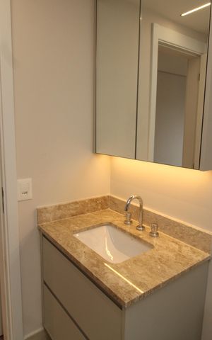 Apartamento à venda com 78m², 2 quartos e 1 vagaBanheiro da Suíte 2