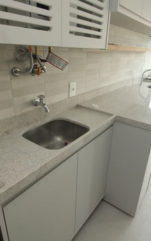 Apartamento à venda com 78m², 2 quartos e 1 vagaÁrea de Serviço