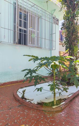 Casa à venda com 127m², 2 quartos e 1 vaga Casa à venda com 127m², 2 quartos e 1 vagaEntrada