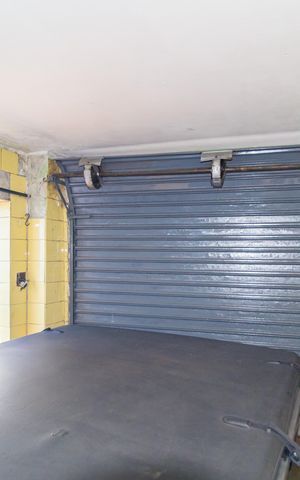 Casa à venda com 127m², 2 quartos e 1 vaga Casa à venda com 127m², 2 quartos e 1 vagaGaragem