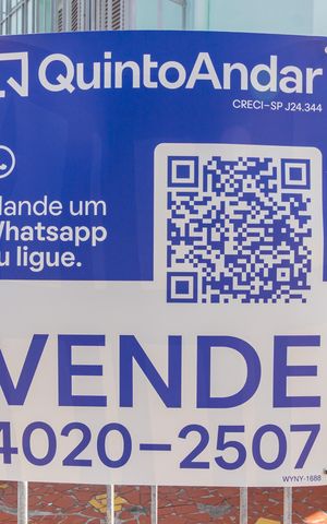Casa à venda com 127m², 2 quartos e 1 vaga Casa à venda com 127m², 2 quartos e 1 vagaPlaquinha Instalada