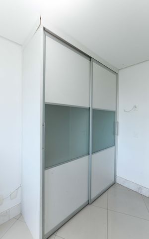 Apartamento à venda com 300m², 5 quartos e 4 vagas