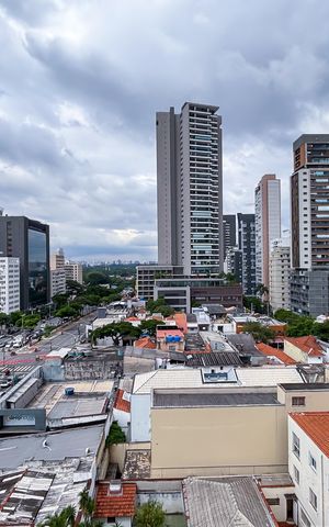 Apartamento à venda com 57m², 1 quarto e 1 vaga