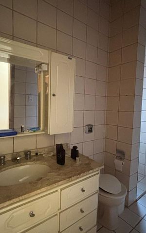 Casa à venda com 472m², 3 quartos e 1 vaga