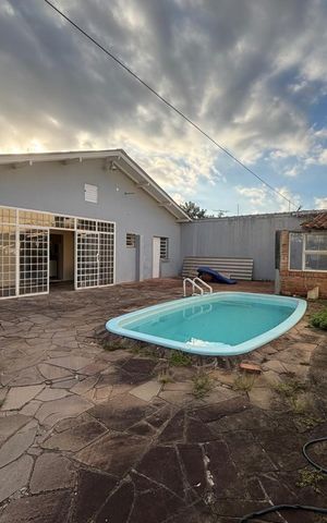 Casa à venda com 472m², 3 quartos e 1 vaga