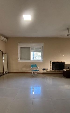 Casa à venda com 472m², 3 quartos e 1 vaga