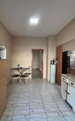 Casa à venda com 472m², 3 quartos e 1 vaga