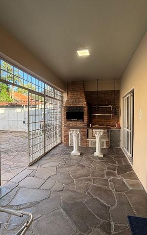 Casa à venda com 472m², 3 quartos e 1 vaga