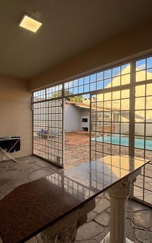 Casa à venda com 472m², 3 quartos e 1 vaga