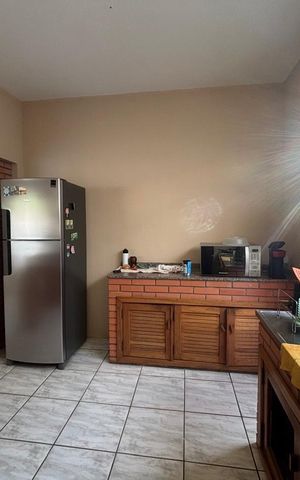 Casa à venda com 472m², 3 quartos e 1 vaga