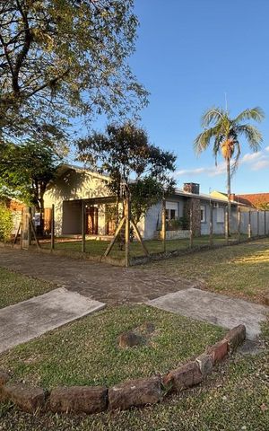Casa à venda com 472m², 3 quartos e 1 vaga