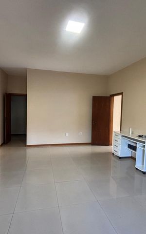 Casa à venda com 472m², 3 quartos e 1 vaga
