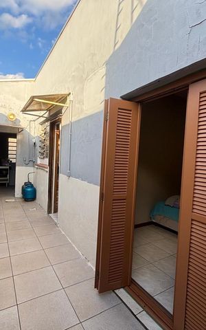 Casa à venda com 472m², 3 quartos e 1 vaga