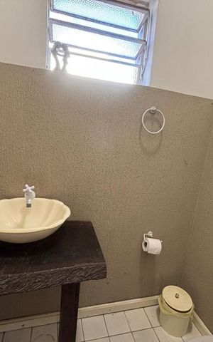 Casa à venda com 472m², 3 quartos e 1 vaga