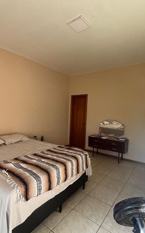 Casa à venda com 472m², 3 quartos e 1 vaga