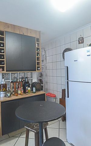 Casa à venda com 180m², 2 quartos e 4 vagas Casa à venda com 180m², 2 quartos e 4 vagasChurrasqueira