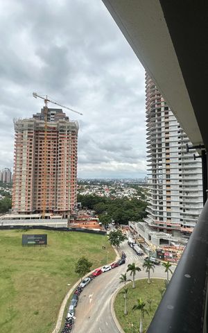 Apartamento à venda com 107m², 2 quartos e 2 vagas Apartamento à venda com 107m², 2 quartos e 2 vagasVaranda da Sala