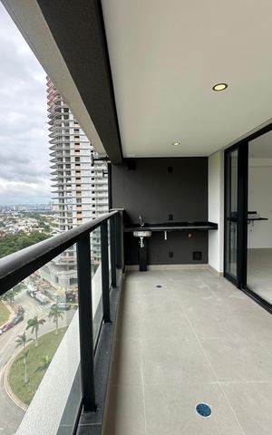 Apartamento à venda com 107m², 2 quartos e 2 vagas Apartamento à venda com 107m², 2 quartos e 2 vagasVaranda da Sala