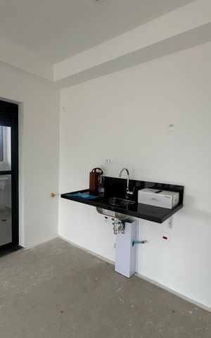 Apartamento à venda com 107m², 2 quartos e 2 vagas Apartamento à venda com 107m², 2 quartos e 2 vagasCozinha