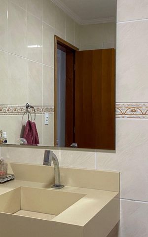 Casa à venda com 280m², 3 quartos e 3 vagas Casa à venda com 280m², 3 quartos e 3 vagasBanheiro da Suíte 2