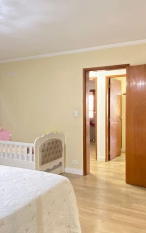 Casa à venda com 280m², 3 quartos e 3 vagas Casa à venda com 280m², 3 quartos e 3 vagasSuíte 2