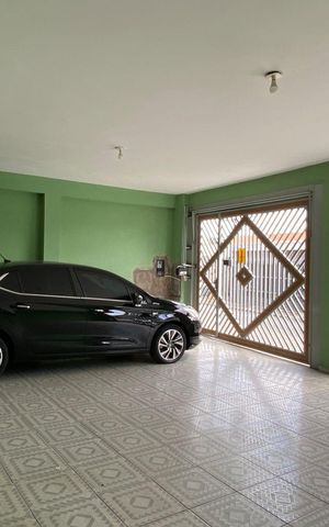 Casa à venda com 280m², 3 quartos e 3 vagas Casa à venda com 280m², 3 quartos e 3 vagasGaragem