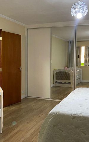 Casa à venda com 280m², 3 quartos e 3 vagas Casa à venda com 280m², 3 quartos e 3 vagasSuíte 2
