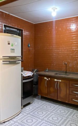 Casa à venda com 280m², 3 quartos e 3 vagas Casa à venda com 280m², 3 quartos e 3 vagasÁrea externa