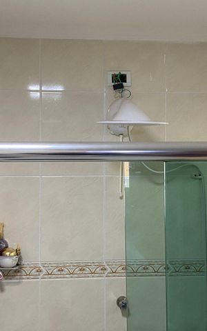 Casa à venda com 280m², 3 quartos e 3 vagas Casa à venda com 280m², 3 quartos e 3 vagasBanheiro da Suíte 2