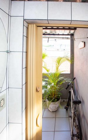 Casa à venda com 134m², 2 quartos e 2 vagasLavabo