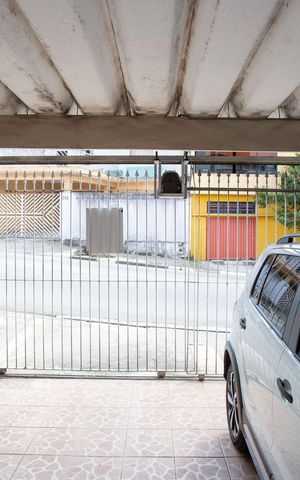 Casa à venda com 134m², 2 quartos e 2 vagasGaragem
