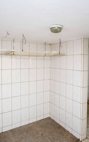 Casa à venda com 150m², 3 quartos e 2 vagasÁrea de Serviço