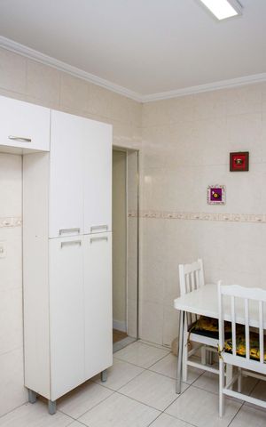 Casa à venda com 150m², 3 quartos e 2 vagasCozinha