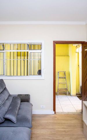 Casa à venda com 150m², 3 quartos e 2 vagasSala
