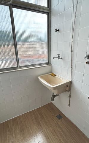 Apartamento à venda com 69m², 2 quartos e 1 vagaÁrea de Serviço