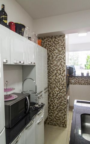 Casa de condomínio à venda com 308m², 4 quartos e 4 vagas Casa de condomínio à venda com 308m², 4 quartos e 4 vagasÁrea gourmet