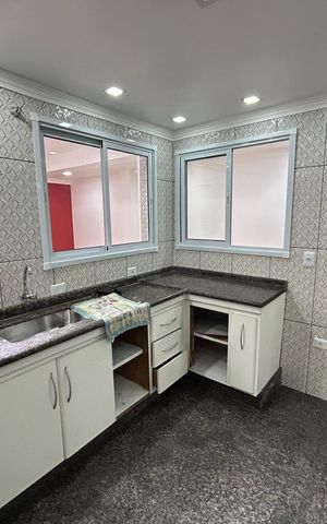 Casa para alugar com 252m², 6 quartos e 2 vagas Casa para alugar com 252m², 6 quartos e 2 vagasCozinha