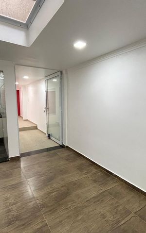 Casa para alugar com 252m², 6 quartos e 2 vagas Casa para alugar com 252m², 6 quartos e 2 vagasQuarto 2