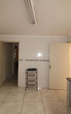 Casa à venda com 142m², 3 quartos e 2 vagasCozinha