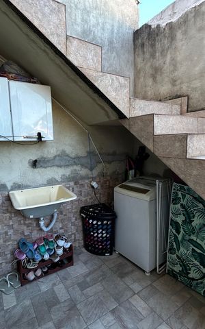 Casa de condomínio à venda com 128m², 3 quartos e 1 vagaÁrea de Serviço