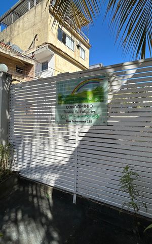 Casa de condomínio à venda com 128m², 3 quartos e 1 vagaFachada + plaquinha