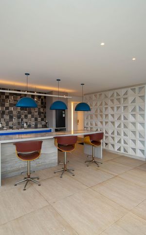 Apartamento à venda com 240m², 4 quartos e 3 vagas Apartamento à venda com 240m², 4 quartos e 3 vagasCOBERTURA