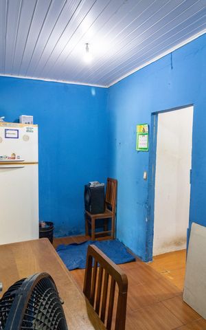 Casa à venda com 200m², 2 quartos e 6 vagas Casa à venda com 200m², 2 quartos e 6 vagasSala