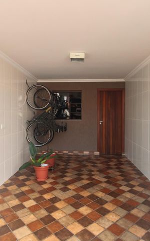 Casa à venda com 170m², 3 quartos e 2 vagas Casa à venda com 170m², 3 quartos e 2 vagasQuintal