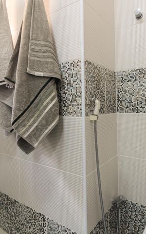 Casa à venda com 170m², 3 quartos e 2 vagas Casa à venda com 170m², 3 quartos e 2 vagasBanheiro Suíte