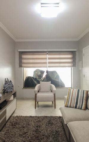 Casa à venda com 170m², 3 quartos e 2 vagas Casa à venda com 170m², 3 quartos e 2 vagasSala