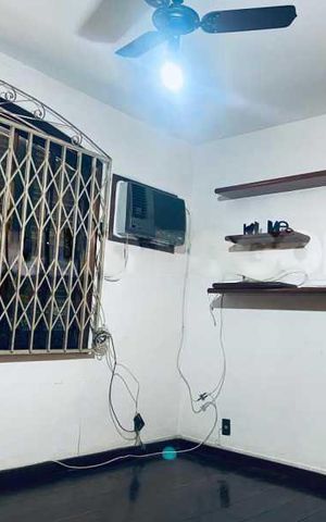 Casa à venda com 319m², 4 quartos e sem vaga